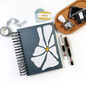 Yearly Project Notebook Daisy Dream cover-01